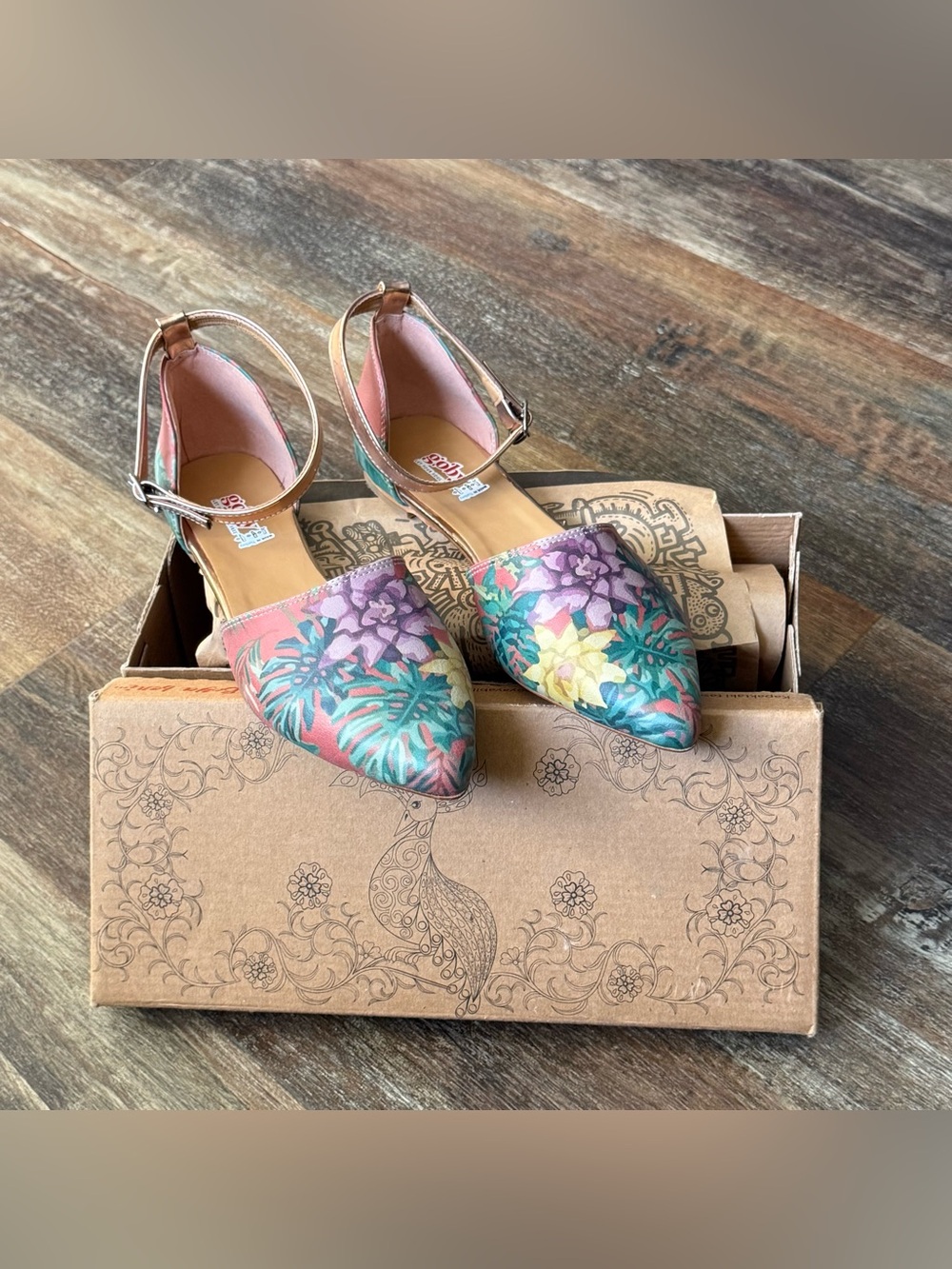 Tropical Print Flats